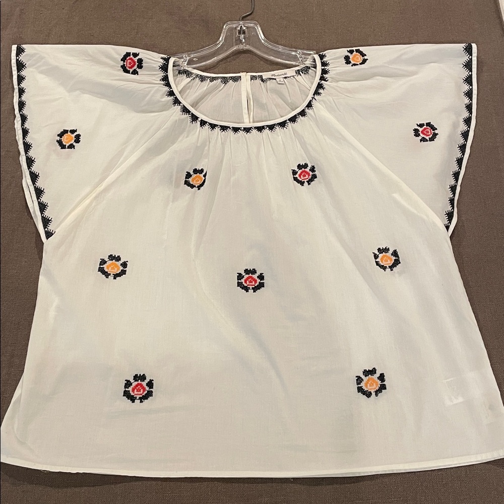 Madewell Embroidered Flutter Sleeve Top Size M - Picture 10 of 12